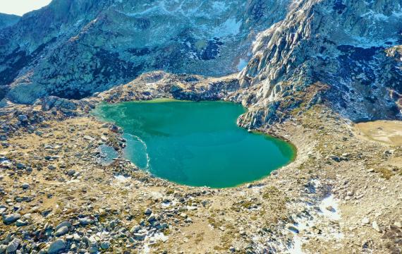 LAC BASTANI COULEUR EMERAUDE  GHISONI CORSE ORIENTALE